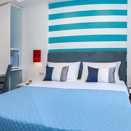 Hotel Angelina 2*