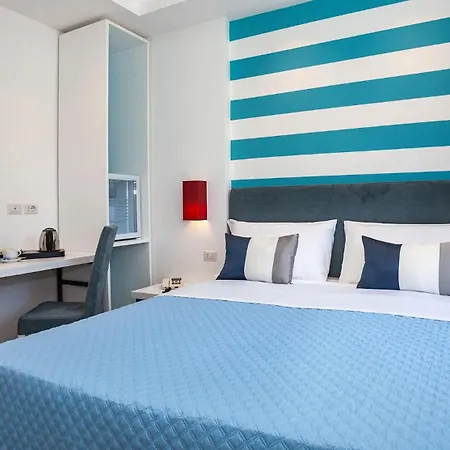 Angelina Hotel