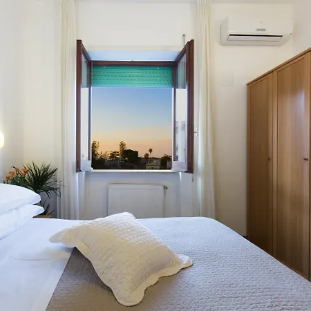 Angelina Hotel 2*