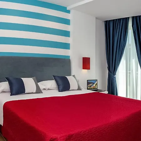 Angelina Hotel