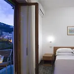 Hotel Angelina 2*
