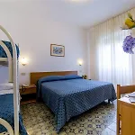 Hotel Angelina 2*