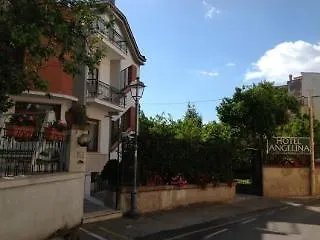 Angelina Sant'Agnello